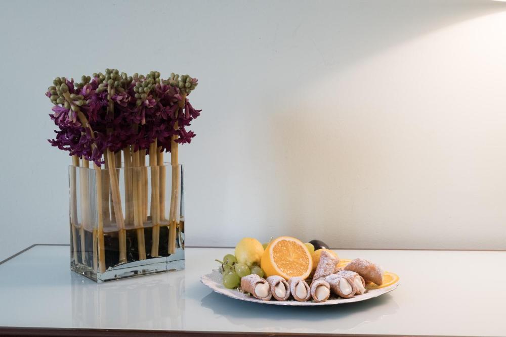 Family Room - Connecting 